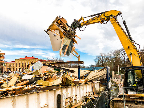 Best Basement Cleanout Services  in Higganum, CT